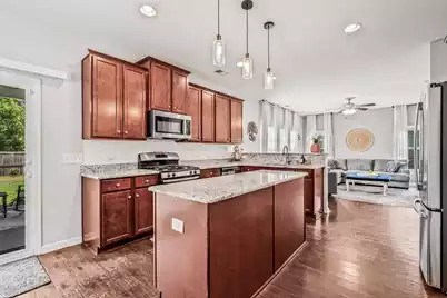 8518 Marsh Overlook, North Charleston, SC 29420 - Photo 2