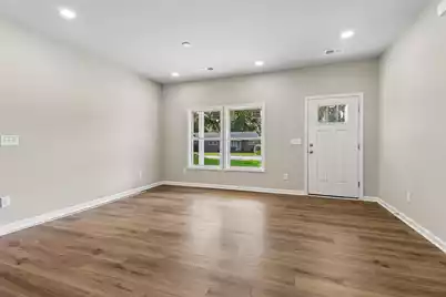 1235 Sawyer Street, Orangeburg, SC 29115 - Photo 2