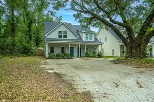 115 Broad Street W, Lincolnville, SC 29485 - Photo 2