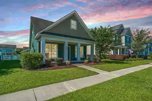 111 Foxglove Ave, Summerville, SC 29483 - Photo 4