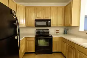 1025 Riverland Woods Pl #Apt 708, Charleston, SC 29412 - Photo 4