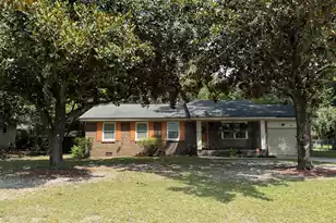 411 Corey Blvd, Summerville, SC 29483 - Photo 2