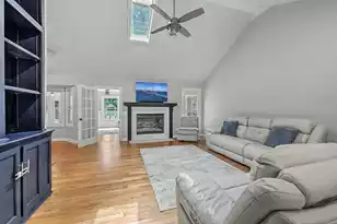 818 Law Ln, Mount Pleasant, SC 29464 - Photo 12