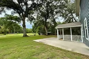 195 Tupalo Dr, Summerville, SC 29483 - Photo 2