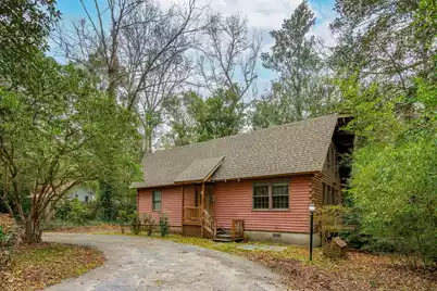 415 Carolina Avenue W, Summerville, SC 29483 - Photo 8