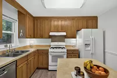 124 Helen Drive, Summerville, SC 29483 - Photo 10