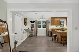 124 Helen Dr, Summerville, SC 29483 - Photo 6
