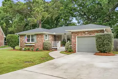 1376 Fairfield Avenue, Charleston, SC 29407 - Photo 2
