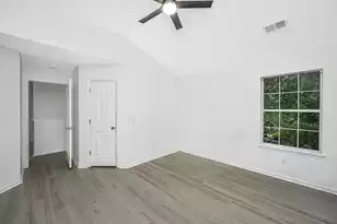 8506 Falling Leaf Ln, North Charleston, SC 29420 - Photo 16