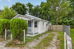 2023 Hugo Ave, North Charleston, SC 29405 - Photo 2
