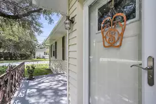 2236 Woodland Shores Rd, Charleston, SC 29412 - Photo 6