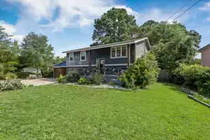 1470 Woodview Ln, Charleston, SC 29412 - Photo 6