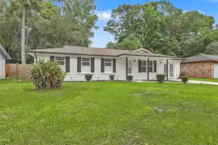108 Bee St, Summerville, SC 29483 - Photo 2