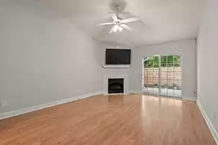 1373 Pinnacle Ln, Charleston, SC 29412 - Photo 16