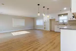 381 Fountain Lake Dr, Eutawville, SC 29048 - Photo 16