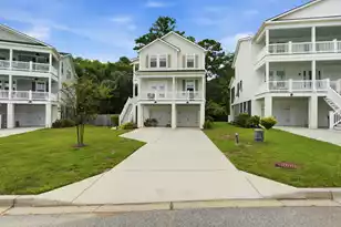 517 Spring Hollow Dr, Charleston, SC 29492 - Photo 2