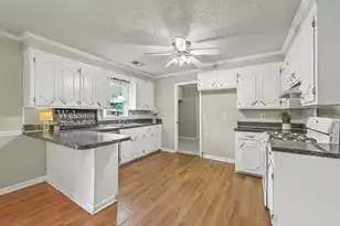205 Janice St, Goose Creek, SC 29445 - Photo 2