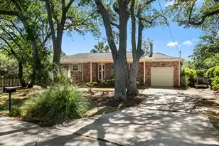 665 Port Cir, Charleston, SC 29412 - Photo 2