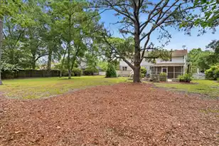 932 Tall Pine Rd, Mount Pleasant, SC 29464 - Photo 32