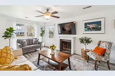666 Poaug Lane, Mount Pleasant, SC 29464 - Photo 8