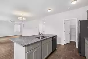 609 Silver Spruce St, Summerville, SC 29486 - Photo 10