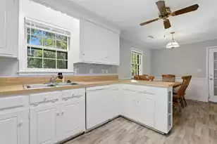 411 Forest Cir, Summerville, SC 29483 - Photo 10