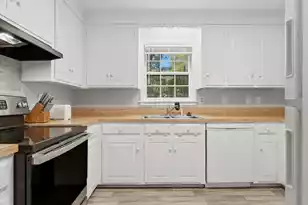 411 Forest Cir, Summerville, SC 29483 - Photo 8