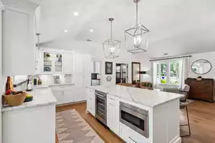 1035 Lakeview Dr, Mount Pleasant, SC 29464 - Photo 14