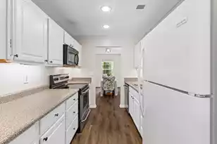1645 Dexter Ln, Charleston, SC 29412 - Photo 8
