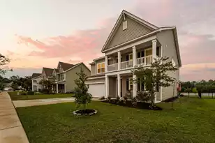 2721 Harmony Lake Dr, Johns Island, SC 29455 - Photo 4