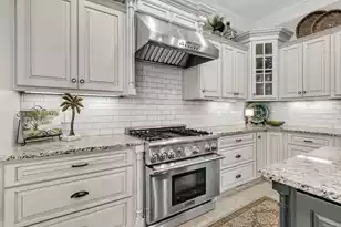 2676 Crooked Stick Ln, Mount Pleasant, SC 29466 - Photo 8