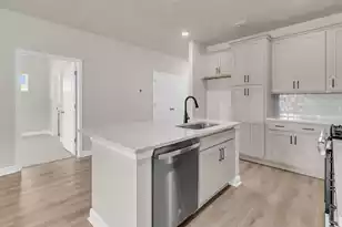 1067 Dusk Dr, Summerville, SC 29486 - Photo 10