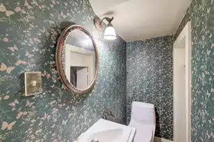 10 Chalmers St, Charleston, SC 29401 - Photo 36
