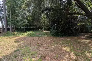 1113 Melvin Dr, Hanahan, SC 29410 - Photo 2