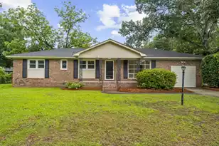 1810 Wedgefield Rd, Charleston, SC 29407 - Photo 1