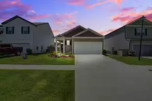 527 Red Twig Rd, Summerville, SC 29486 - Photo 2