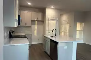 473 Martins Creek Blvd, Summerville, SC 29485 - Photo 8
