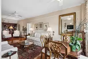 14 Lockwood Dr, Charleston, SC 29401 - Photo 12