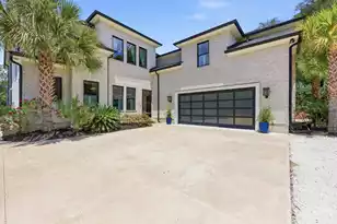 547 Bannockburn Dr, Pawleys Island, SC 29585 - Photo 2