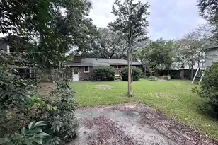1496 Seminole St, Mount Pleasant, SC 29464 - Photo 6