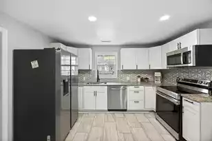4317&4319 Davison Rd, Ravenel, SC 29470 - Photo 10