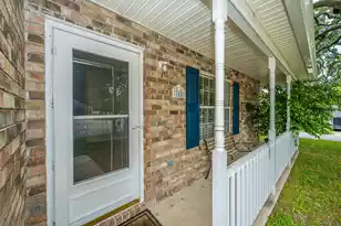 108 Round Table Ln, Goose Creek, SC 29445 - Photo 2