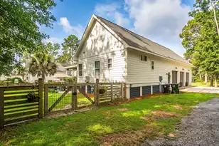 205 Holly Inn Rd, Summerville, SC 29483 - Photo 72