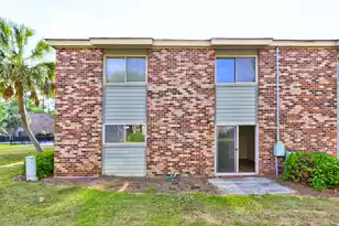 805 Andrea Ln, Hanahan, SC 29410 - Photo 4