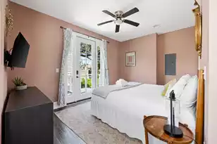 162 Spring St, Charleston, SC 29403 - Photo 10