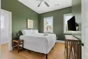 162 Spring St, Charleston, SC 29403 - Photo 14