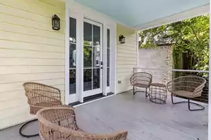 162 Spring St, Charleston, SC 29403 - Photo 2
