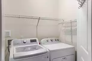 1083 Bennington Dr, Charleston, SC 29492 - Photo 20