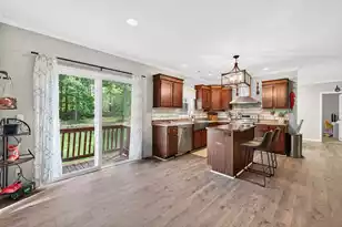 205 Confederate St, Summerville, SC 29485 - Photo 10