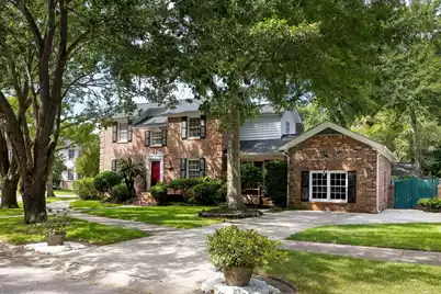 1067 Loyalist Lane, Mount Pleasant, SC 29464 - Photo 2